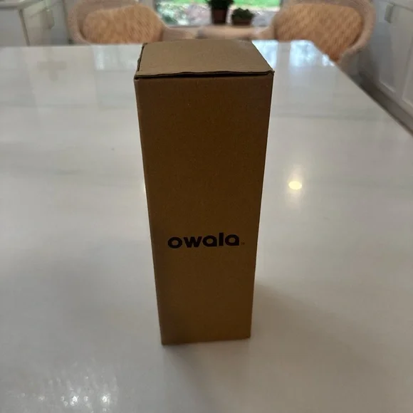 Owala “can you see me” 32 oz - Picture 3 of 3